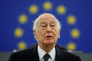 Morreu o ex-presidente francês Valéry Giscard d'Estaing aos 94 anos