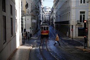 Mais de 50 tipos de estabelecimentos podem continuar abertos no confinamento geral