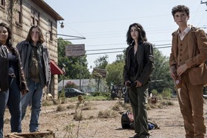O que fariam os adolescentes numa guerra contra os zombies?
