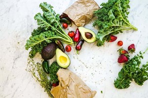 Michael Greger: 'A indústria das dietas alimenta-nos com modas rápidas que vendem sempre porque falham sempre'