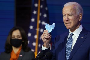 Do clima à imigração. Biden começa a desfazer políticas de Trump