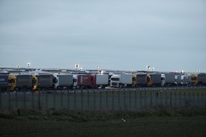 Todos os motoristas portugueses devem passar fronteira inglesa até final do dia