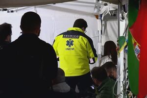 Chef Ljubomir sente-se mal durante greve de fome e é assistido pelo INEM