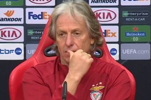 Jorge Jesus sobre racismo no PSG-Basaksehir : "Qualquer coisa que se diga contra um negro é sempre sinal de racismo"