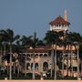 Trump disse que ia viver no clube de Mar-a-Lago. Um acordo que ele assinou impede-o