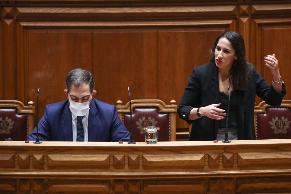 Marina Gonçalves Secretária Estado Habitação