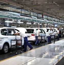 Trump oferece aos fabricantes de automóveis dos EUA alívio adicional das suas tarifas