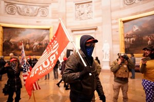Redes sociais podem ser obrigadas a partilhar dados para evitar motins