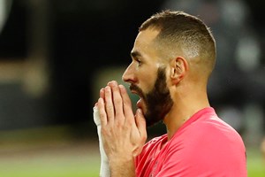 Benzema vai a julgamento devido ao vídeo íntimo de Valbuena