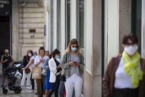 Concelhos em risco extremo disparam para 56. Confira como está o seu