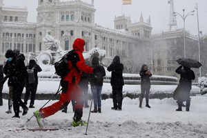 O dia em que a neve transformou as ruas de Madrid em pistas de ski