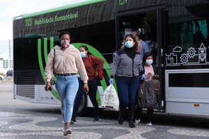 Governo prolonga compensações aos transportes até ao fim de 2021