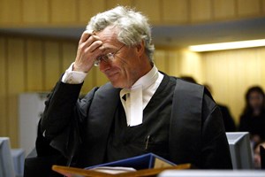 Vida de paciente com cancro é 'menos valiosa', diz juiz britânico