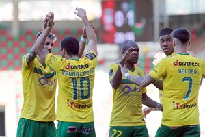Paços de Ferreira vence Marítimo e sobe ao quarto lugar do campeonato