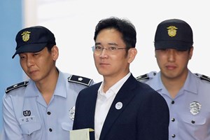 Herdeiro da Samsung não recorre de pena de prisão por subornos