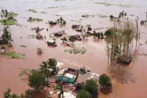 As imagens áreas que mostram a destruição do ciclone Eloise em Moçambique