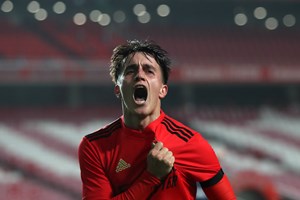 Benfica vence Belenenses SAD e está nas meias-finais da Taça
