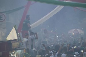 Um morto e um ferido grave em confrontos entre adeptos do Palmeiras e do Corinthians antes da final da Libertadores