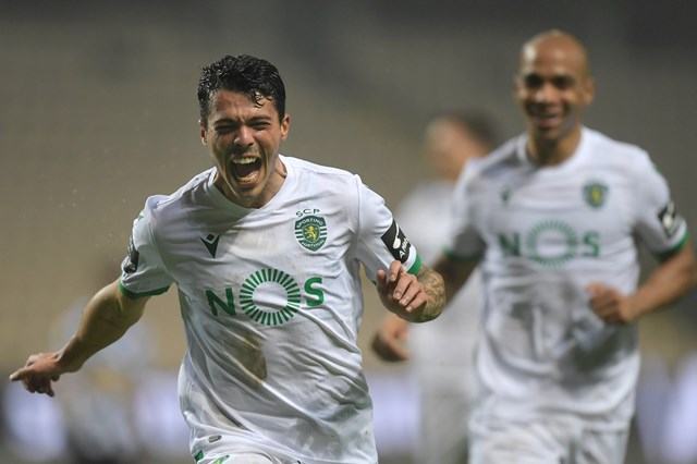 Sporting vence Boavista e alarga vantagem para o Benfica antes do dérbi