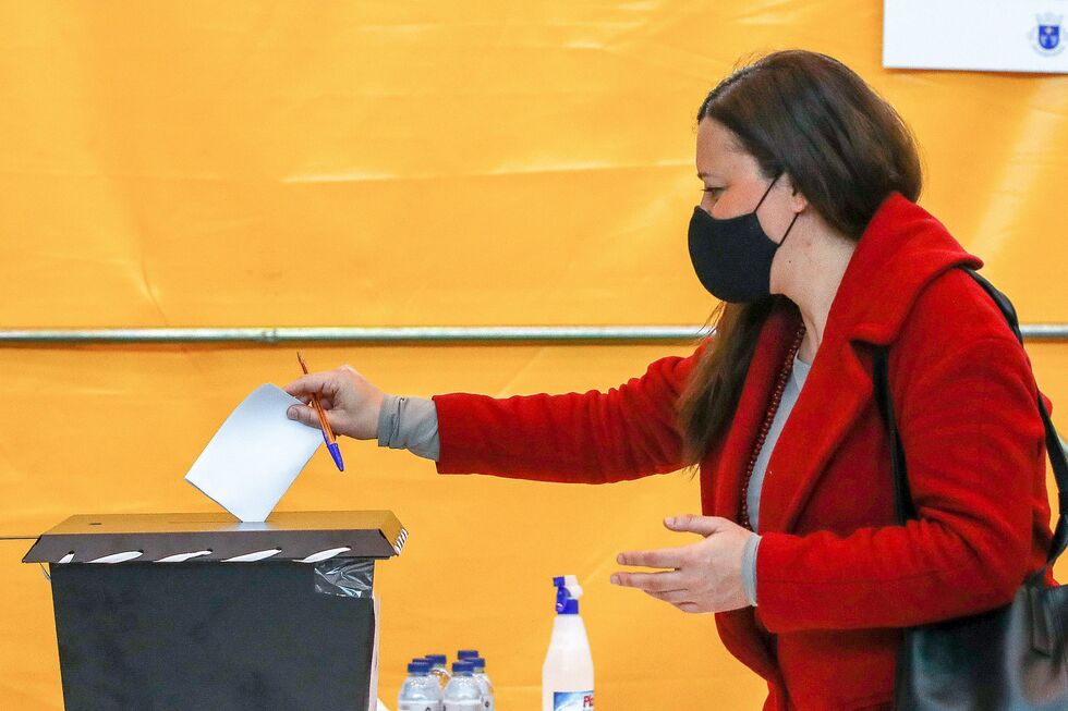 Presidenciais. Marisa Matias vota em Coimbra