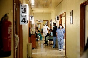 Covid-19: Pandemia já causou mais de 2,5 milhões de mortos no mundo