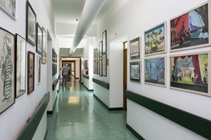 'Temos tudo o que é preciso: médica, enfermeira e psicóloga'. A resposta ao surto na Casa do Artista