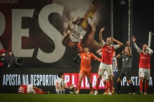 FC Porto deixa-se empatar contra Braga em jogo polémico da Taça