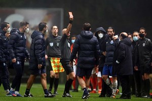 Luís Gonçalves castigado por 15 dias, Sérgio Conceição e FC Porto multados