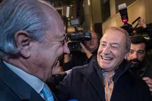 Menezes põe-se fora da corrida ao Porto