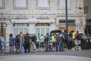 Famílias em lista de espera para aceder a apoio alimentar 