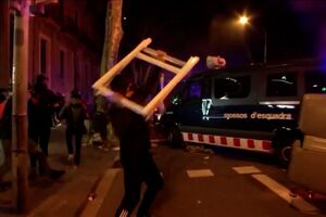 Violência em marchas pela liberdade do rapper Hasél - sábado