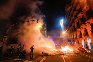 Protestos em Espanha contra detenção de Pablo Hasél