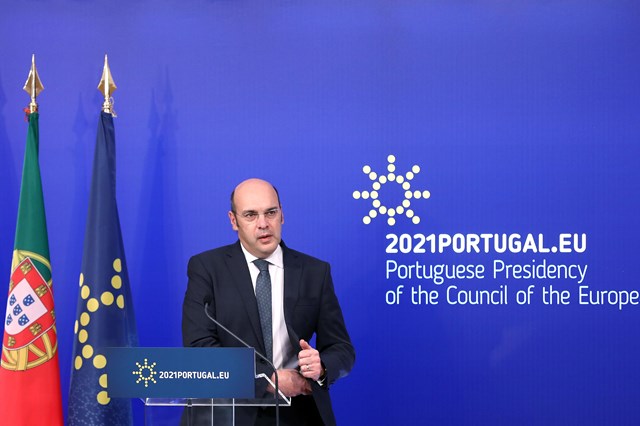 Covid-19. Programa Apoiar vai ser reforçado e alargado