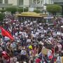 Myanmar: Protestos continuam apesar de lei marcial imposta pelos militares