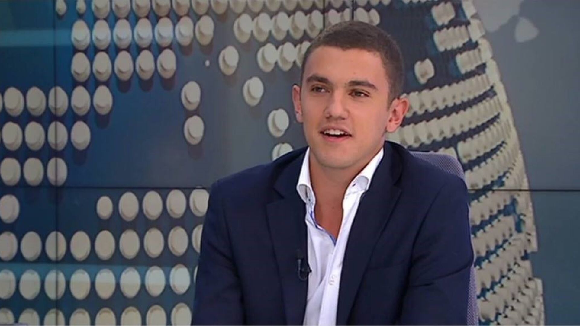 Quem é Sebastião Bugalho, o "jovem prodígio" Portugal SÁBADO