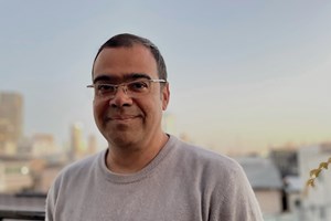 Ricardo Adolfo: 'A Mizé é um bocadinho à frente do seu tempo'