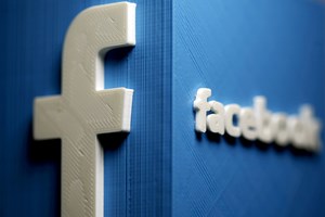 Facebook podia ter diminuído  a tensão nos EUA, conclui Avaaz