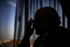 “Se a extrema direita continuar a crescer, o Grão-Mestre terá que sair do palácio”