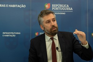 TAP: Ministro das Infraestruturas recusa 'chantagem' sobre os trabalhadores