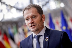 Acordo secreto para comprar a vacina russa leva à demissão do primeiro-ministro da Eslováquia