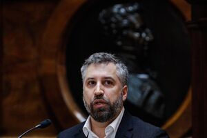 pedro Nuno santos parlamento ar