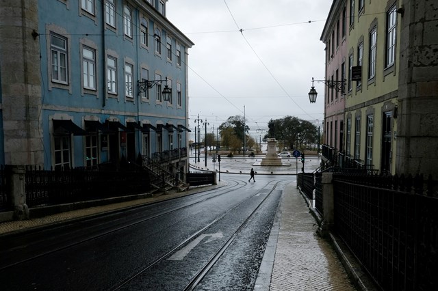 Pela primeira vez desde outubro, Portugal não tem concelhos em risco extremo