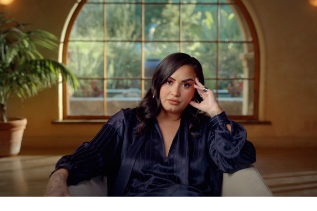 A Disney, os vícios e o regresso promissor. Terão os duros anos de Demi  Lovato chegado ao fim? – Observador