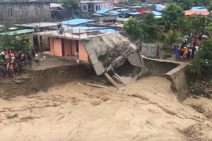 Cheias fazem pelo menos 27 mortos em Timor-Leste