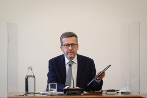 Moedas ouviu Salgado sobre o GES, mas 'não era minha função fazer alguma coisa'