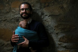 Mário Santos é Doula e o único em Portugal