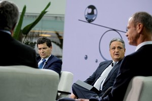 Bancos perdem mais de 1.000 trabalhadores e 200 balcões no último ano