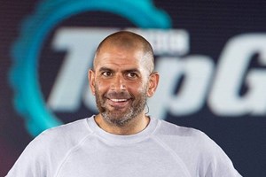 Chris Harris: 'Ainda recebo mensagens de ódio por não ser o Jeremy Clarkson'