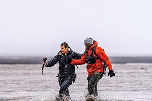 Bear Grylls e os famosos em perigo