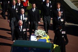 Família real britânica despede-se do príncipe Filipe